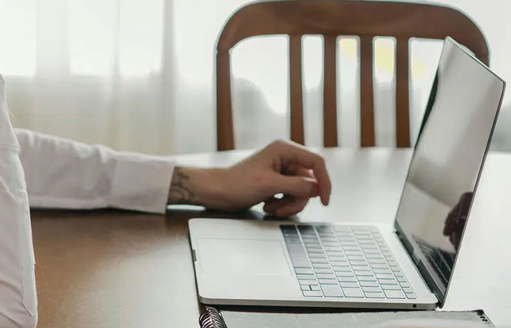 Tenga cuidado con las estafas laborales en Indeed.